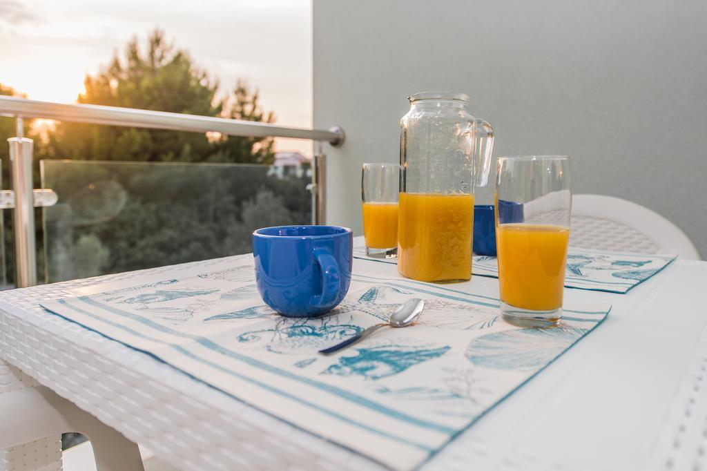 Blue Sky Apartments 로고즈니차 외부 사진